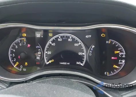 2018 Jeep Grand Cherokee Overland 4X4 из США, поврежденный, VIN 1C4RJFCG2JC355512